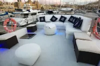 Riti Yacht