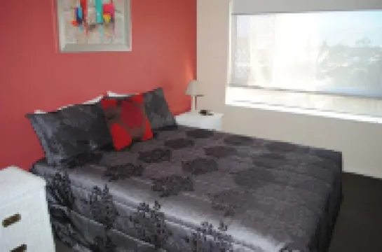 Surfside on the Beach Hotels in Buddina