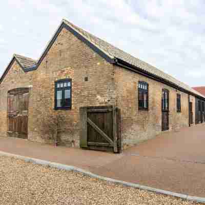 The Yard @ Pringle Farm Hotel Exterior