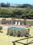 The Birdhouse Bed & Breakfast #No Loadshedding #Solar Energy Hotels in Gonubie
