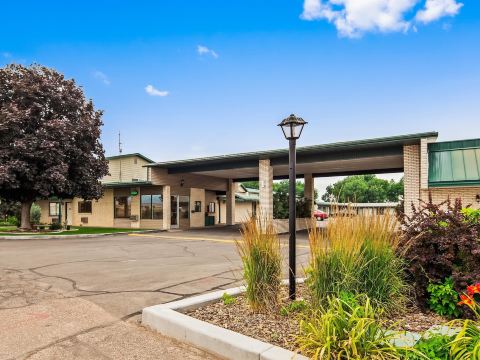 Best Western Paradise Inn  Resort