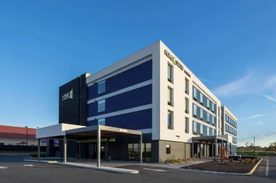 Home2 Suites by Hilton Fredericksburg South Spotsylvania 모츠 룬 리저뷰어 트레일헤드 주변 호텔