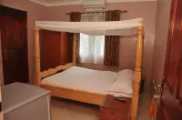 Hotel Kontiki Hoima - balcony