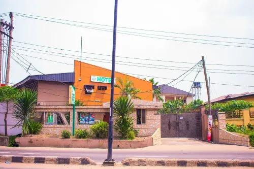 Divine Fountain Agidingbi Hotels in Ojodu