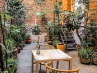 El Patio 77 B&B Hotels near San Rafael