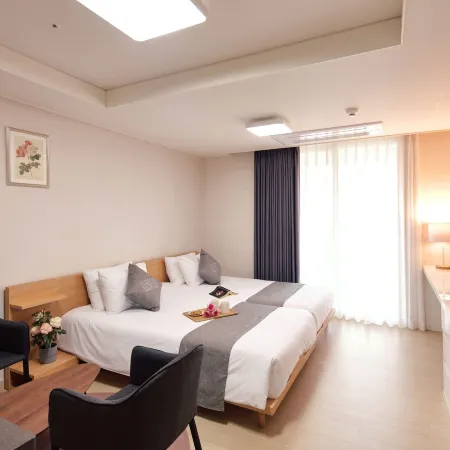 Leeinstay Hotel