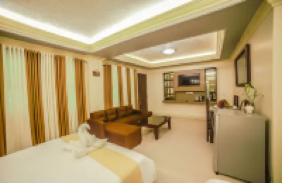 Villa Esmeralda Bryan's Resort Hotel and Restaurant