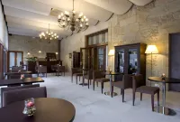 Hotel Pazo de Lestrove by Pousadas de Compostela Hotels in Dodro