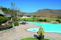 Gooderson Leisure Fairways Self Catering - Pool
