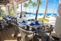 Palau Pacific Resort & the Pristine Villas and Bungalows Hotel a Meyungs