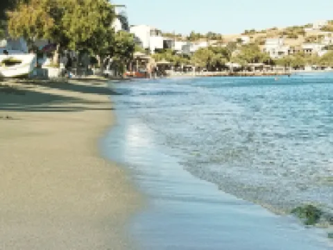 Petries Studios Hotels in Distos