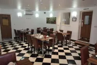 Lucky 8 Hotel