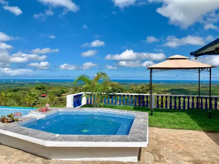 Hotel Eclipse, Playa Coronado Отели в г. Чаме