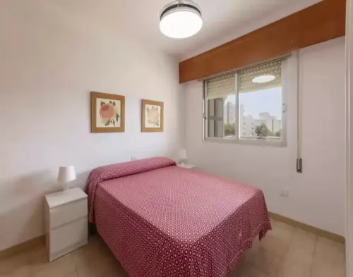 Iris - Apartment in Grau I Platja. Free Wifi