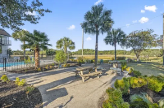 Charleston Creekside Inn