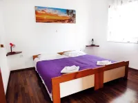 Apartment Jadro Hotels near Ivan Rendic Gallery