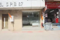 Hotel Spb 87 Near Karol Bagh Metro Station Delhi