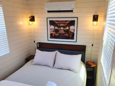 Unit 6 La Rioja Junction Spanish Wine Escape Hotel in zona Grape Creek Vineyards