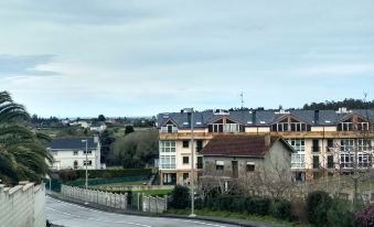 Apartamentos Playa Catedrales 3000