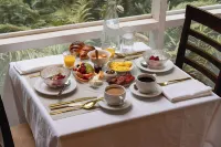 Lee Farm Inn - Homestays