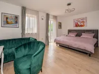 Mihaela Hotels in Kuceli