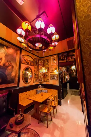 The Rosemary Silverlake Отели рядом с достопримечательностью «Holyland Exhibition»