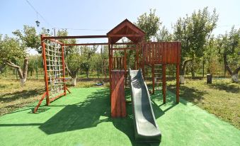 Hidden Garden Resort
