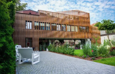 Villa Lettonia Отели рядом с достопримечательностью «Сосны Райниса»