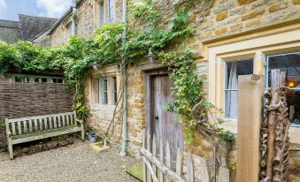 Charming 2Bd Cottage in the Heart of Kingham!