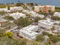 Canopy Cove Stunning 2BR Apt Heart of Downtown Hotels in Safety Harbor