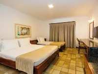 Mirai Beach Hotel Hotels near Bosque dos Eucaliptos