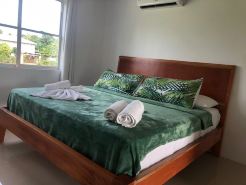 Emerald Luxe Suites