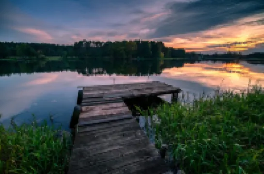 Comfortable Lakeside House, Private Garden