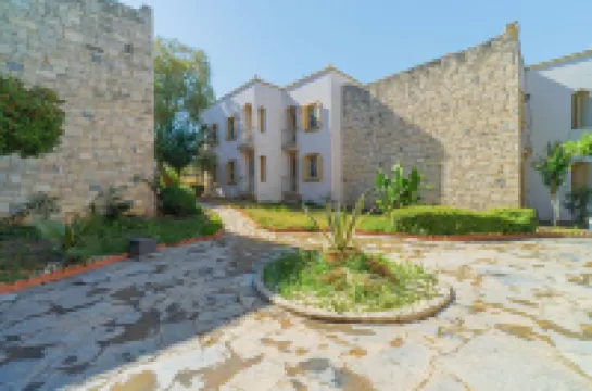 อเล็กซานเดอร์ เดอะ เกรท รีสอร์ท แอนด์ สปา