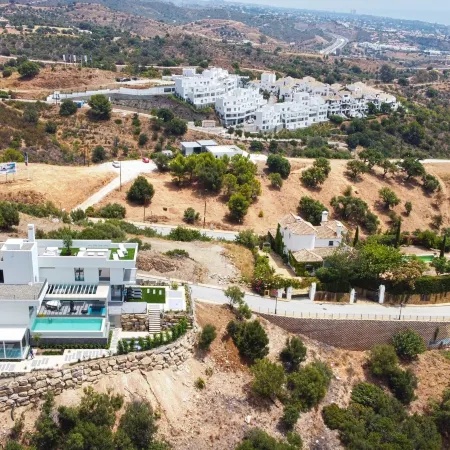 Villa in Marbella with Private Heated Pool