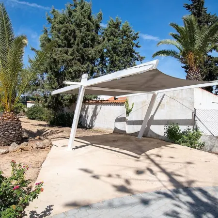 Pomba beautifully renovated with heated pool!