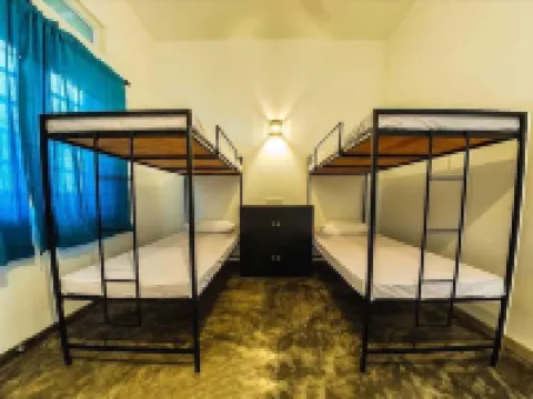 Colombo Beach Hostel โรงแรมในเมานต์ลาวิเนีย
