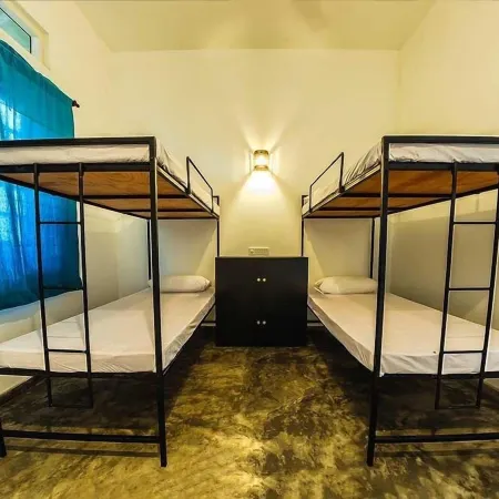 Colombo Beach Hostel