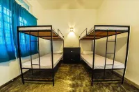 Colombo Beach Hostel Hotels in Mount Lavinia