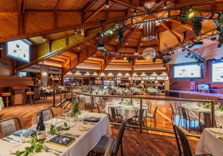 Arkaba Hotel Отели в г. Фуллартон