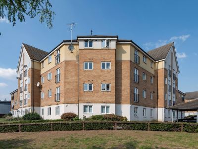 Stylish Elegant New Flat 5 Min from Crossrail
