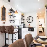 The Newtonian Tiny Container Home Near Magnolia Hotels in McLennan County