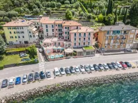 Lake Hotel Ifigenia - parking