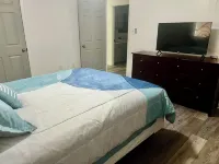 Shady Oak Cozy Getaway - Lake Charles, LA Hotels near Glad Tidings Church