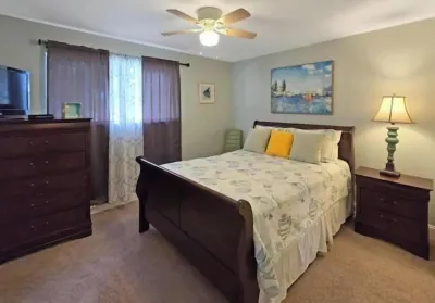 Sandy Bottom-Toes in the Sand! Possibly the best location in Biloxi. BOOK NOW!!!