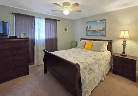 Sandy Bottom-Toes in the Sand! Possibly the best location in Biloxi. BOOK NOW!!! Отели рядом с Keesler Air Force Base