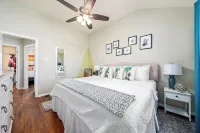 Cozy 2-bedroom Townhome in Lovely Killeen with AC, WiFi, Parking