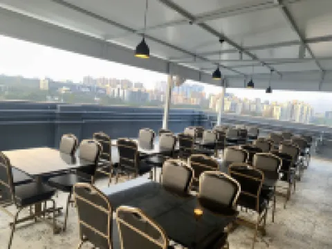 แม็กนัส ฟอร์จูน เฮาส์, บิซิเนส โฮเทล