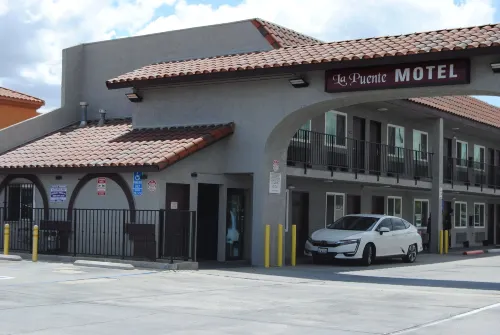 La Puente Inn Hotels in La Puente