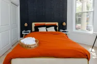 Bronzeville Manor walking distance to hospitals Hotels in 